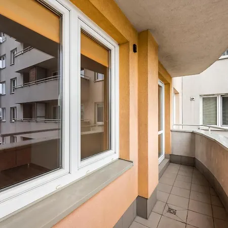 Wola Vivid Apartment Warsaw